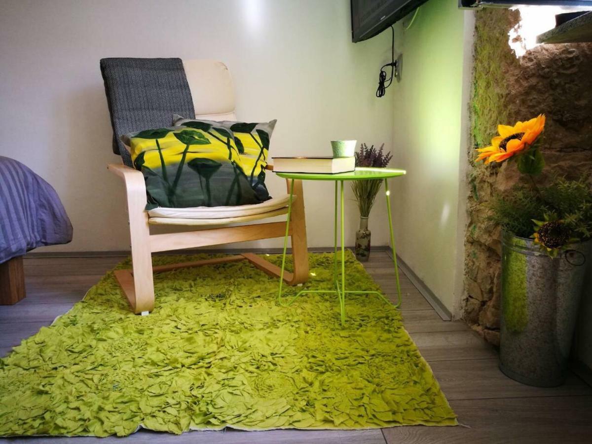 cres art studio lime apartment Extérieur photo