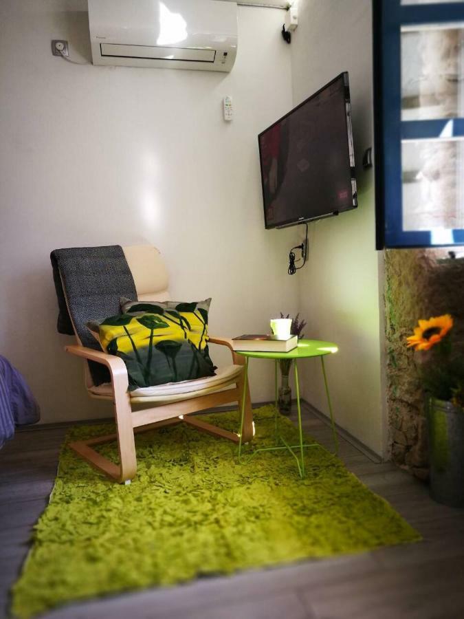 cres art studio lime apartment Extérieur photo